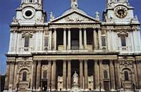 londres_StPaulCathedral-01.JPG